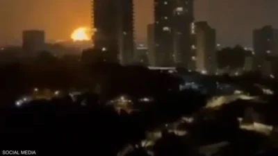 فيديوهات لانفجارات في تل أبيب وسقوط صواريخ من إيران واليمن