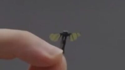 الصين تطور روبوت طائرة بحجم بعوضة للتجسس!