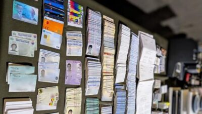 شرطة كيبيك تفكك مختبر تزوير في مونتريال وتكشف سرقة آلاف الهويات