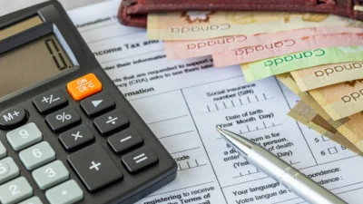 أكثر من خُمس الطلاب في كندا يجهلون وضعهم الائتماني…معلومات مهمة