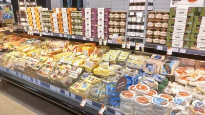 سحب منتجات الجبن في أونتاريو وكيبيك بسبب بكتيريا E. coli