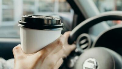 دراسة: المشروبات شديدة السخونة قد ترفع خطر سرطان المريء